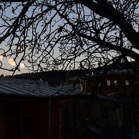 Freedom Square Apartment Tbilisi Bagian luar foto