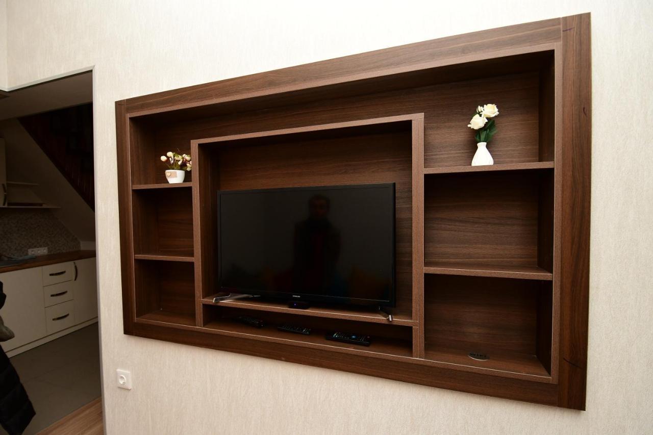 Freedom Square Apartment Tbilisi Bagian luar foto