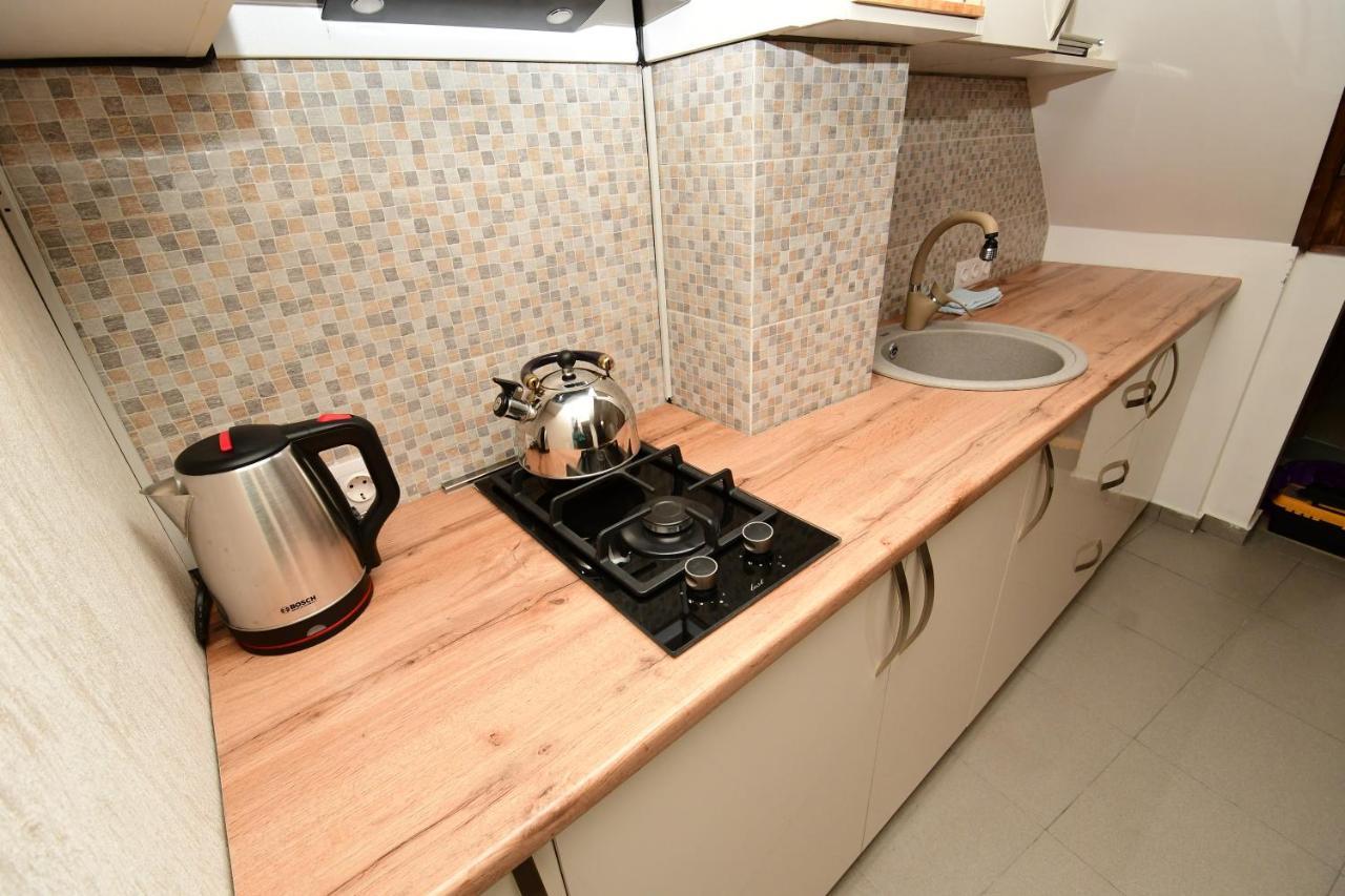 Freedom Square Apartment Tbilisi Bagian luar foto